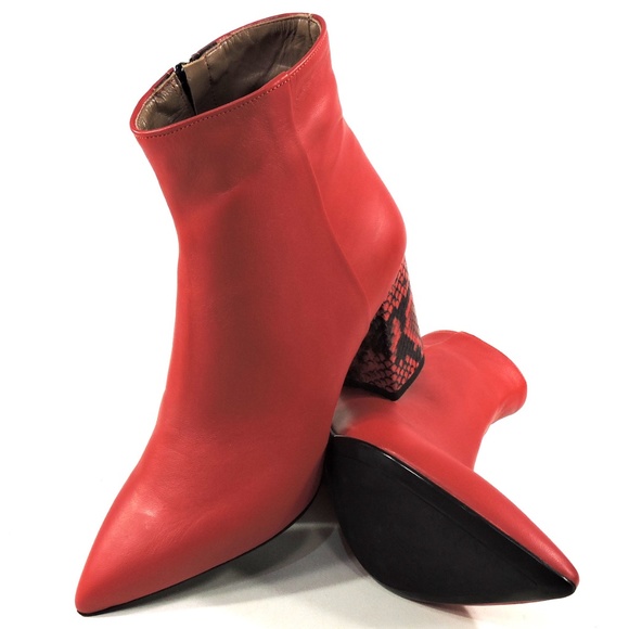 SOFFICE SOGNO ๐ฎ๐น RED LEATHER ANKLE BOOTIE - Picture 7 of 8